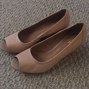Clark’s peep toe wedges